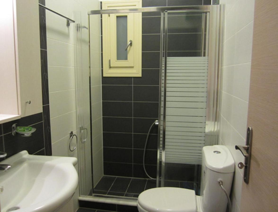 Spyrou Studios & Apartments Platanidia Екстер'єр фото