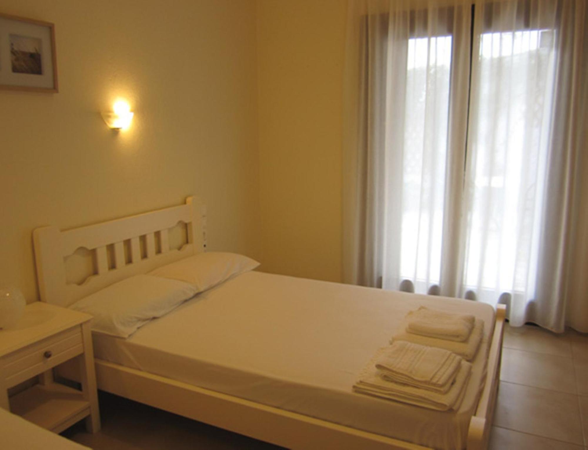 Spyrou Studios & Apartments Platanidia Екстер'єр фото