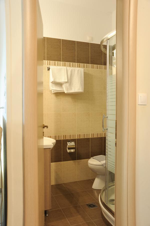 Spyrou Studios & Apartments Platanidia Екстер'єр фото